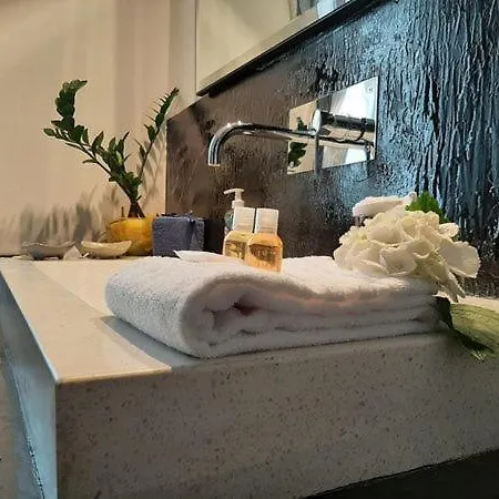 Il Giardino Del Barone Oda ve Kahvaltı 3*